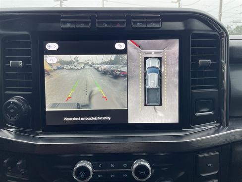 Used 2023 Ford F350 Lariat w/ Lariat Ultimate Package AWD/4WD image 27