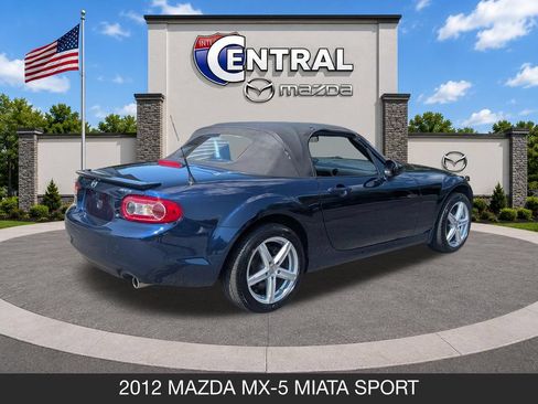 Used 2012 MAZDA MX-5 Miata Sport w/ Convenience Pkg RWD image 8