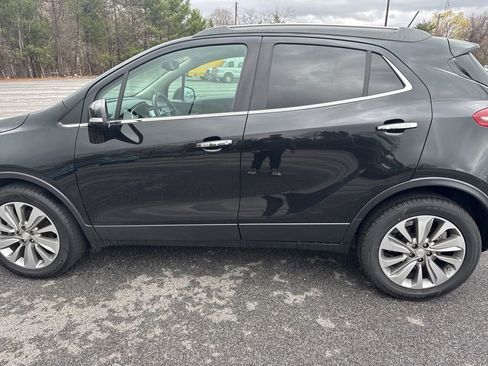 Used 2019 Buick Encore Preferred image 6