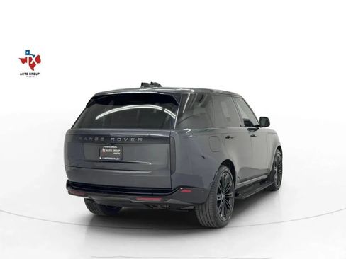 Used 2024 Land Rover Range Rover SE AWD/4WD image 6