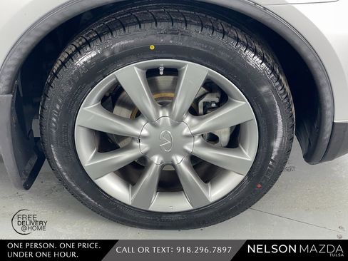 Used 2012 INFINITI EX35 Journey w/ Premium Pkg image 10