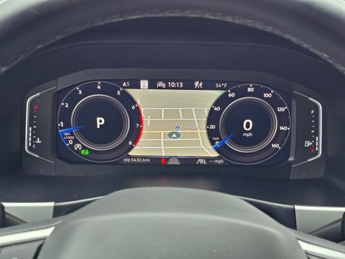 Certified 2023 Volkswagen Atlas Cross Sport SEL Premium R-Line image 18