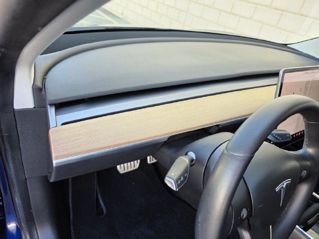 Used 2020 Tesla Model 3 Performance AWD/4WD image 18