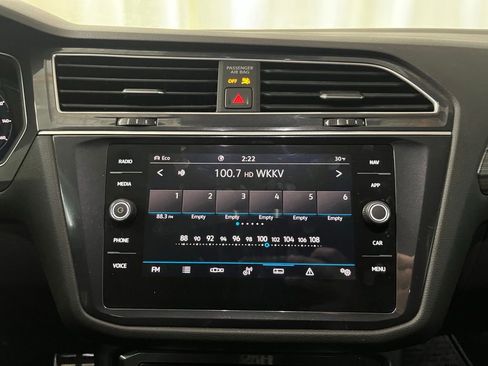 Certified 2024 Volkswagen Tiguan SEL R-Line image 18