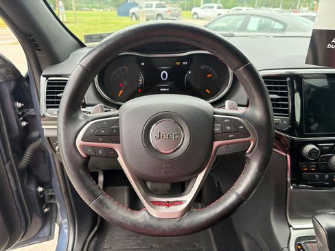 Used 2020 Jeep Grand Cherokee Trailhawk AWD/4WD image 14