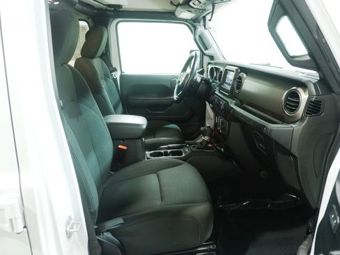Used 2021 Jeep Wrangler Unlimited Sport AWD/4WD image 14