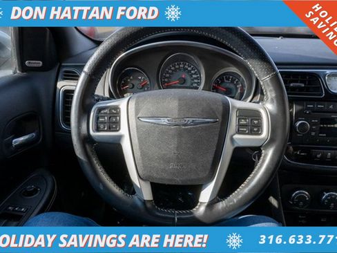 Used 2013 Chrysler 200 Limited image 6