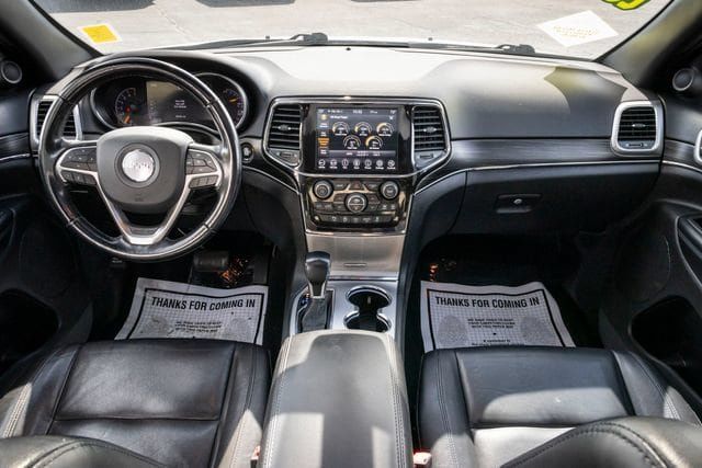 Used 2021 Jeep Grand Cherokee Limited AWD/4WD image 27