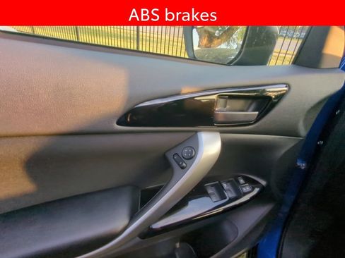 Used 2026 Mitsubishi Eclipse Cross LE AWD/4WD image 8