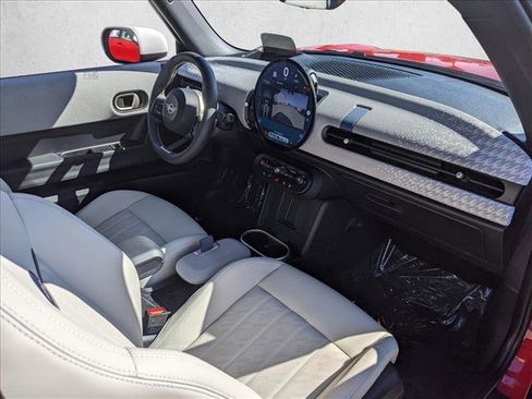 Certified 2025 MINI Cooper S image 20