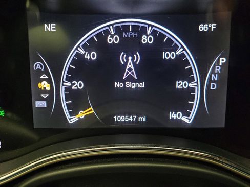 Used 2016 Jeep Grand Cherokee Limited AWD/4WD image 23