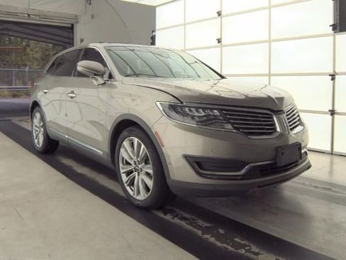 Used 2016 Lincoln MKX Reserve w/ Luxury Package image 4