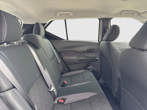 Used 2020 Nissan Kicks S FWD image 44