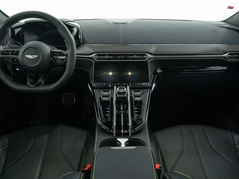 Used 2026 Aston Martin V8 Vantage Coupe RWD image 20