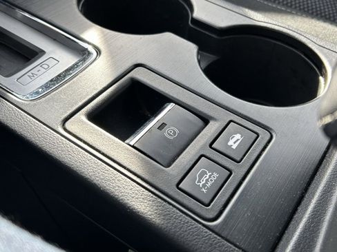 Used 2017 Subaru Outback 2.5i Premium image 41