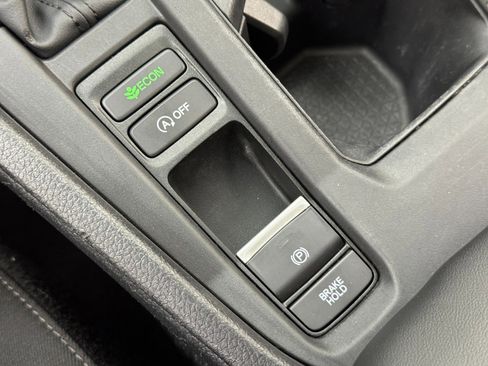 Used 2025 Honda Accord SE image 27