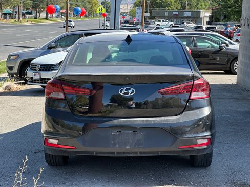 Used 2019 Hyundai Elantra SEL w/ Cargo Package FWD image 5