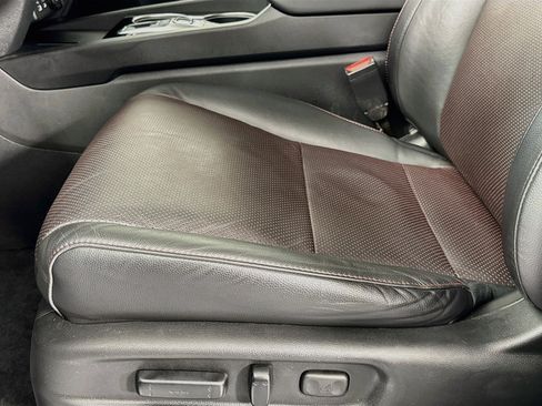 Certified 2024 Honda Ridgeline Black Edition image 19