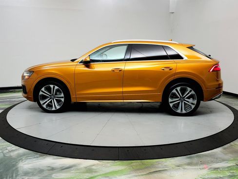 Used 2019 Audi Q8 Prestige w/ Luxury Package AWD/4WD image 8