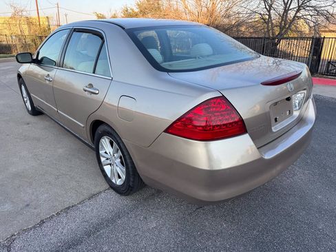 Used 2006 Honda Accord LX image 5