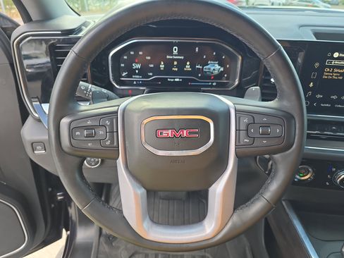 Used 2023 GMC Sierra 1500 SLT w/ SLT Premium Package image 29