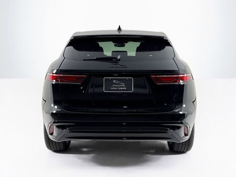 Certified 2025 Jaguar F-PACE R-Dynamic S image 4