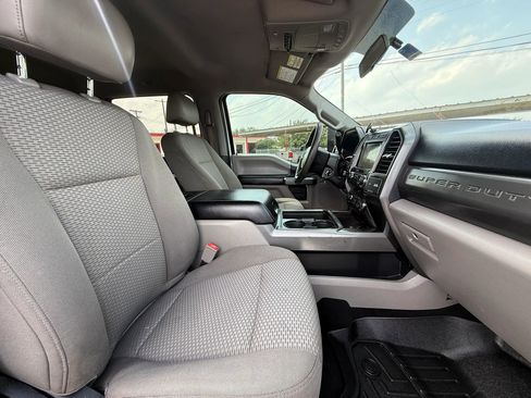 Used 2019 Ford F250 XLT w/ XLT Value Package AWD/4WD image 14
