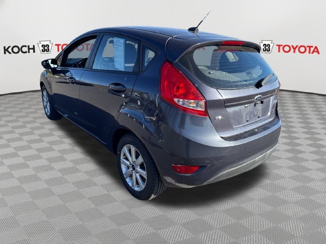 Used 2013 Ford Fiesta SE FWD image 6