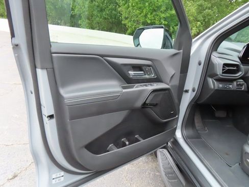 New 2026 Chevrolet Silverado EV LT w/ Plus Package image 26