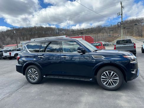 Used 2022 Nissan Armada SL image 4