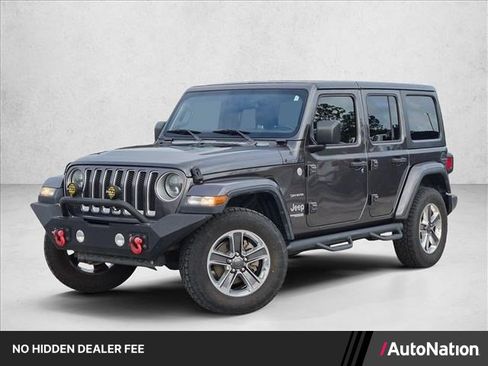 Used 2018 Jeep Wrangler Unlimited Sahara w/ Cold Weather Group AWD/4WD image 1