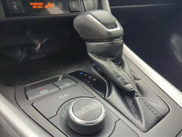 Used 2022 Toyota RAV4 XLE Premium AWD/4WD image 14