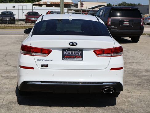 Used 2019 Kia Optima LX FWD image 8