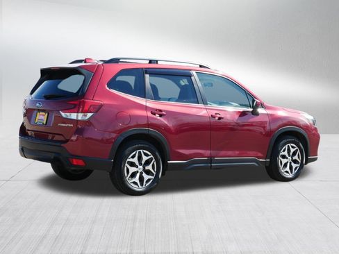 Used 2019 Subaru Forester Premium image 7