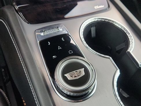 Used 2026 Cadillac Vistiq Sport AWD/4WD image 47