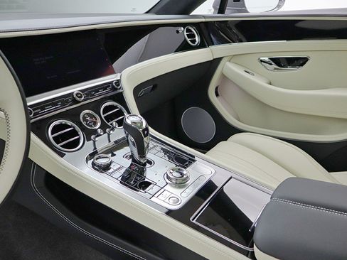 New 2026 Bentley Continental GT image 31