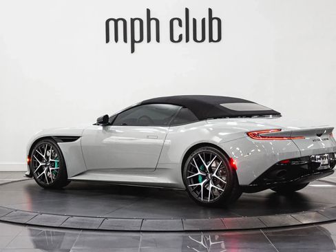 Used 2024 Aston Martin DB12 Convertible RWD image 11