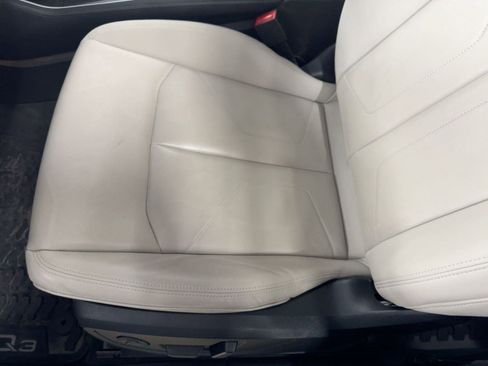 Used 2022 Audi Q3 2.0T Premium Plus w/ Premium Plus Package image 14