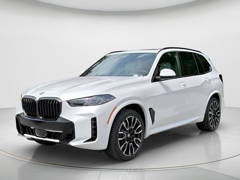 New 2026 BMW X5 sDrive40i w/ M Sport Package RWD image 1