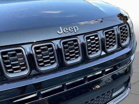 Used 2024 Jeep Compass Limited w/ High Altitude Package AWD/4WD image 59