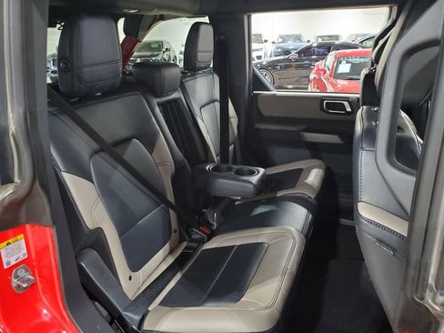 Used 2023 Ford Bronco Wildtrak AWD/4WD image 20