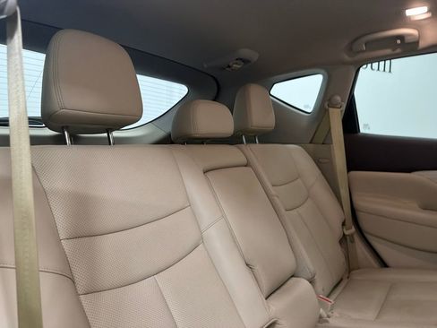 Used 2017 Nissan Murano SL w/ Cargo Package FWD image 25