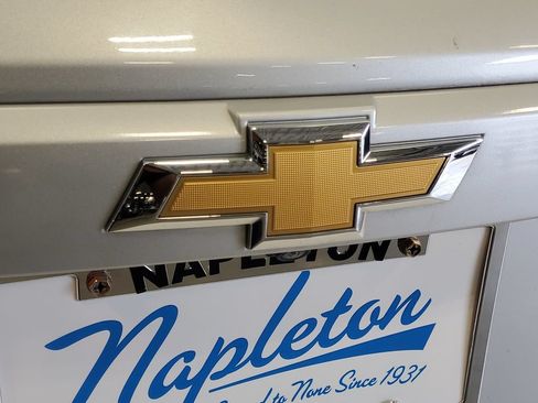 Used 2019 Chevrolet Trax LT w/ LT Convenience Package AWD/4WD image 4