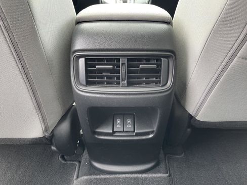 Used 2018 Honda CR-V EX image 16