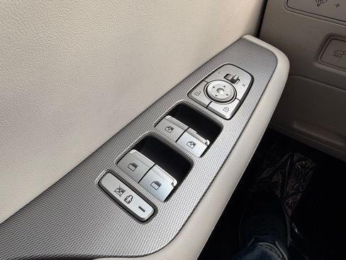 Used 2022 Hyundai Palisade Limited FWD image 23