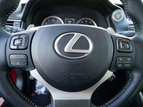 Used 2019 Lexus IS 300 image 17