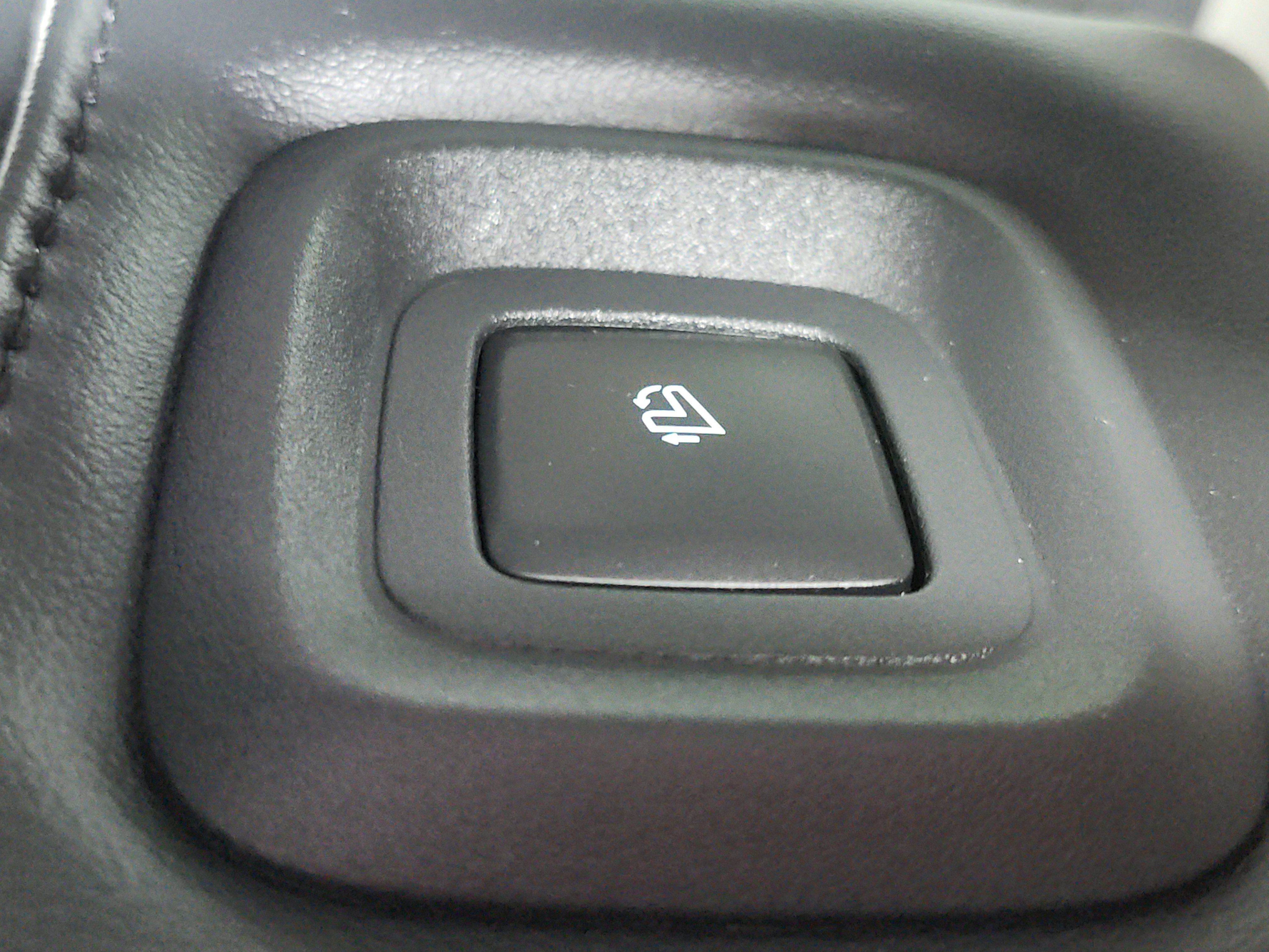 Used 2025 Ford Expedition Platinum AWD/4WD image 42