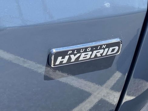 Used 2025 Ford Escape SE FWD image 7
