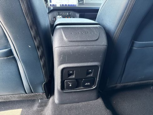 Used 2021 Ford Bronco Outer Banks AWD/4WD image 24