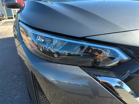 New 2025 Nissan Sentra S image 13